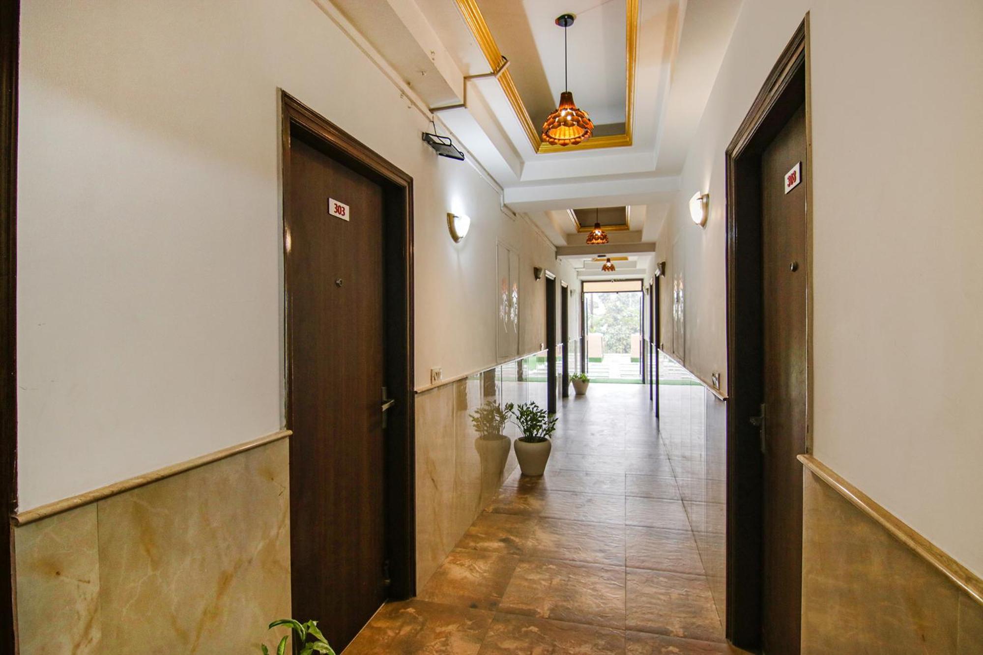 Fabhotel Prime The Rivlet Mg Road Gurgaon Exterior photo